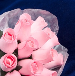 Wood Rose Bouquet - Pink