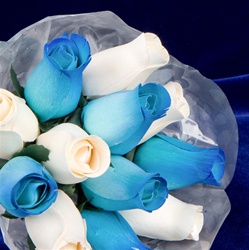 Wood Rose Bouquet - Blue and White